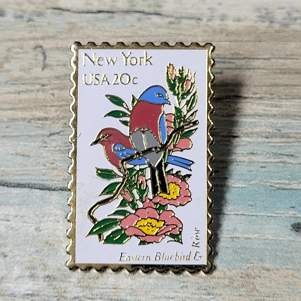 New York Eastern Bluebird & Rose Pin